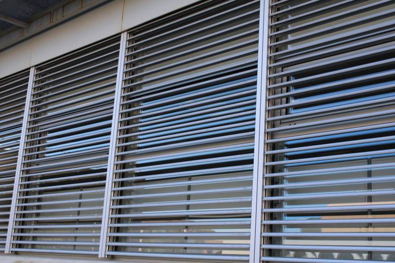 renovation-store-banne-bso-bouches-du-rhone